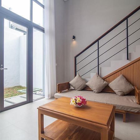 Celia'S Villa ตาบานัน ภายนอก รูปภาพ