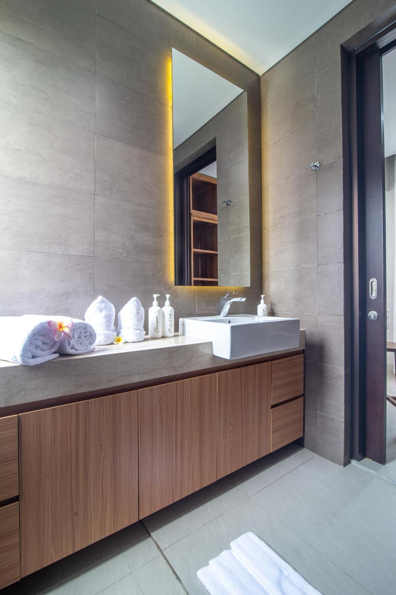 Celia'S Villa ตาบานัน ภายนอก รูปภาพ