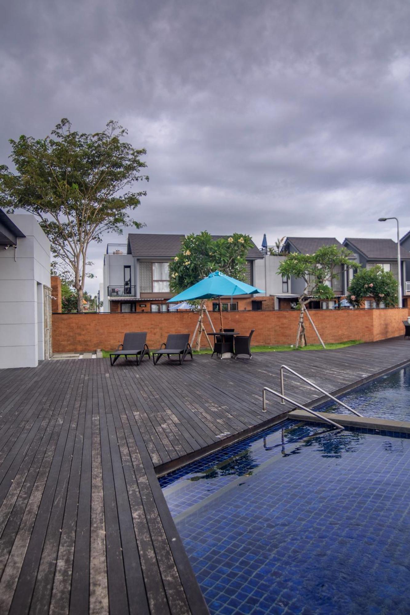 Celia'S Villa ตาบานัน ภายนอก รูปภาพ